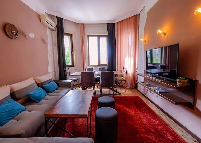 Top Center Relax, Ndk & Vitoshka Str, Free Secured Parking
